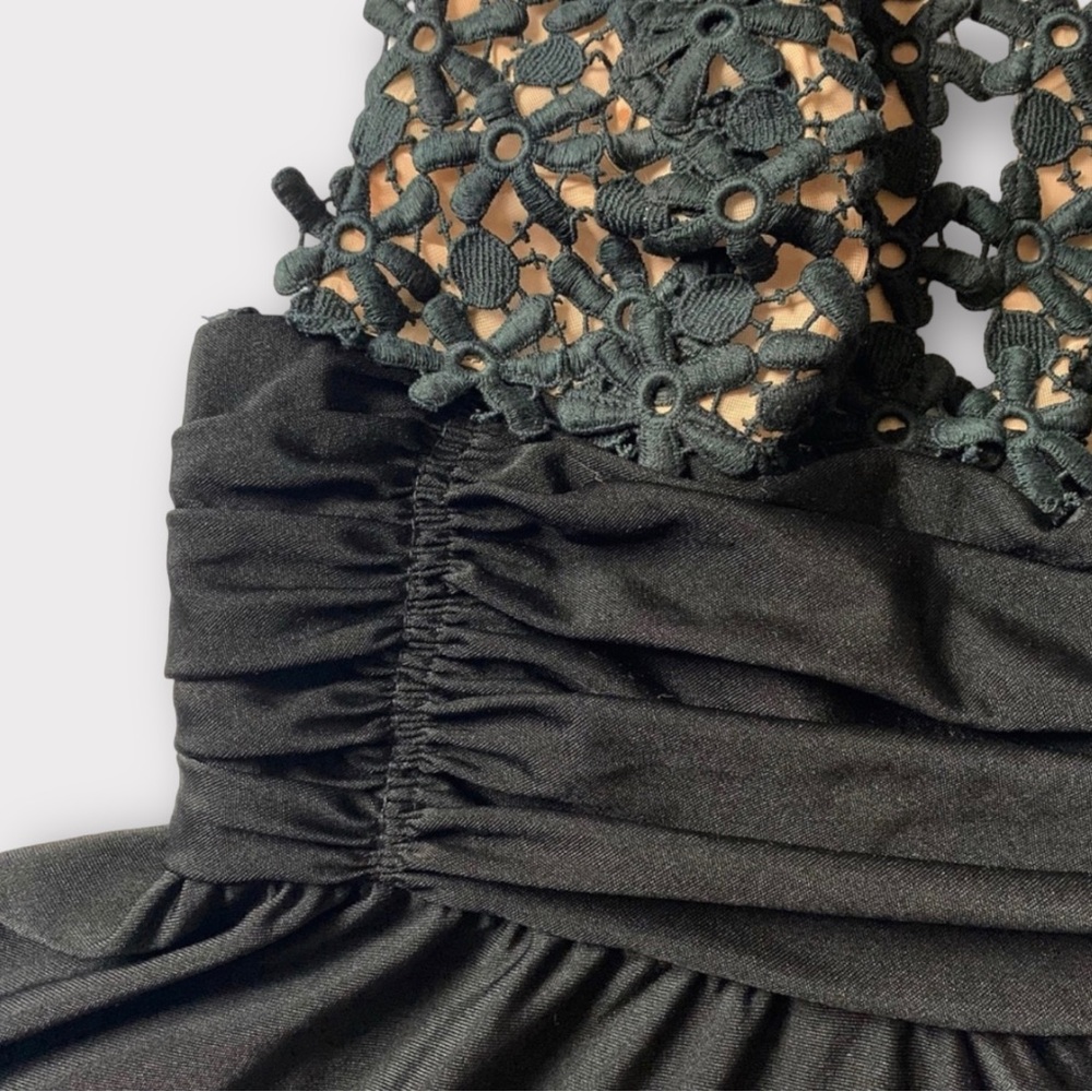 Vintage 70s Black & Floral Formal Party/Prom Dress - Picture 6 of 10